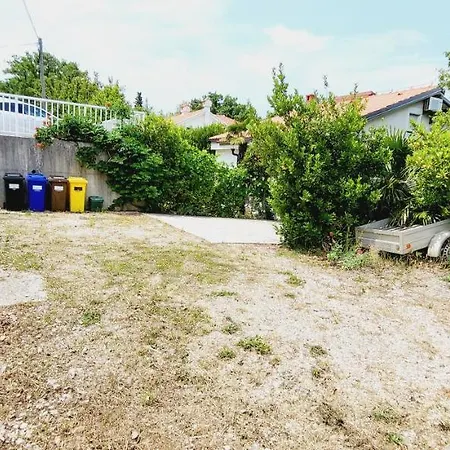 Pavlakovic By El-pi Tours Lägenhet