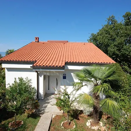 Apartment Pavlakovic By El-pi Tours Njivice